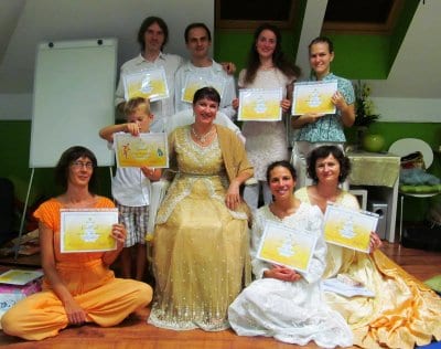 ananda-with-students